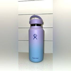 Hydro Flask 32oz. Water Bottle